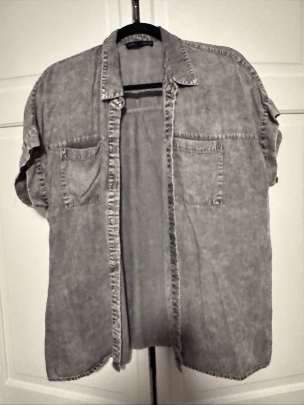 Women's Washed Gray Short-Sleeve Denim Jacket